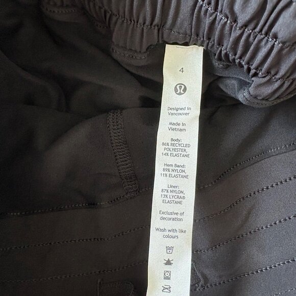 Lululemon Athletic Hotty Hot High Rise Skirt Long Black NWT Women’s Size 4 - Picture 8 of 9